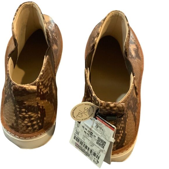 NWT Zara Reptile Snakeskin Brown Ankle Bootie Sneakers 7.5 - Picture 4 of 15